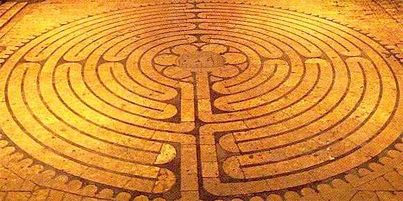 The maze of Chartres - the alchemy of a structure